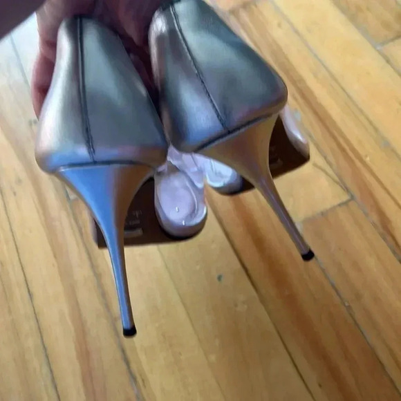 L’intervalle clear and  silver heels cinderalla pumps - Picture 5 of 8